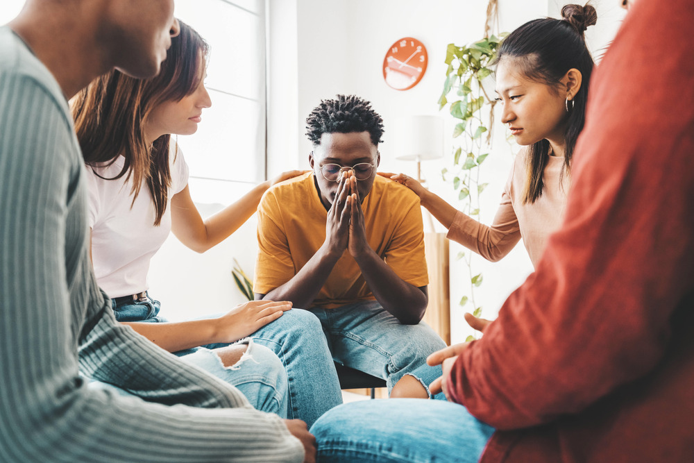mental health support and group therapy treatment, summer depression treatment in drug rehab