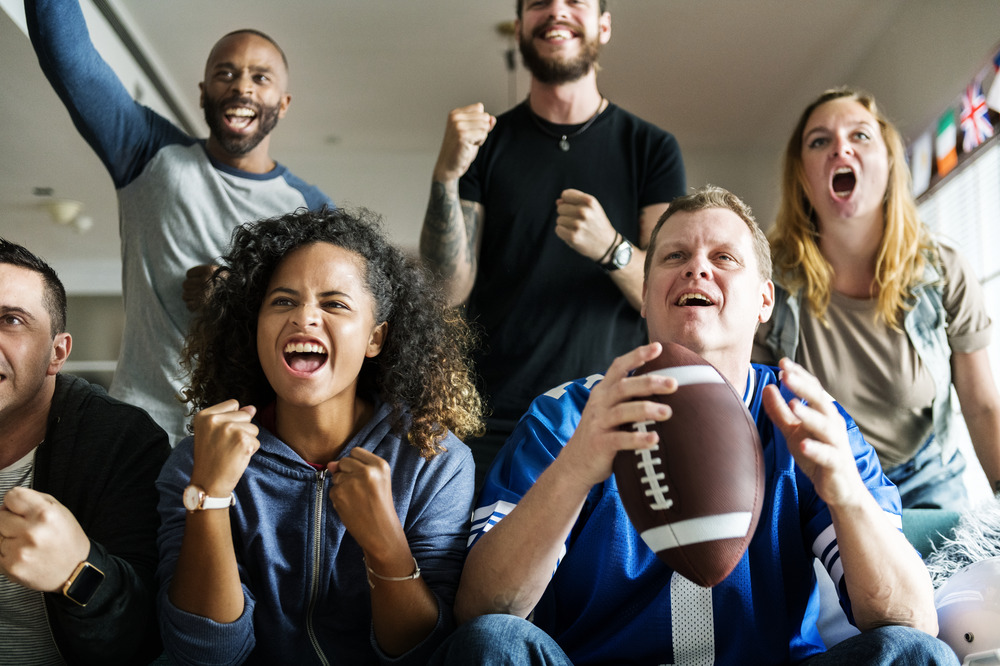 sober friends focused while enjoying game without the booze, celebrating game day without alcohol, how to celebrate without alcohol, how to stay sober, tips for staying sober, sober living west palm beach, south florida drug rehab facility
