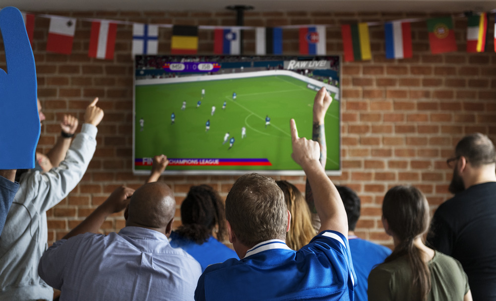 sober community west palm beach, how to stay sober during football season, how to stay sober during tailgate season, risks of binge drinking, how to stay sober on game days, sober living near me, tips for living a sober lifestyle