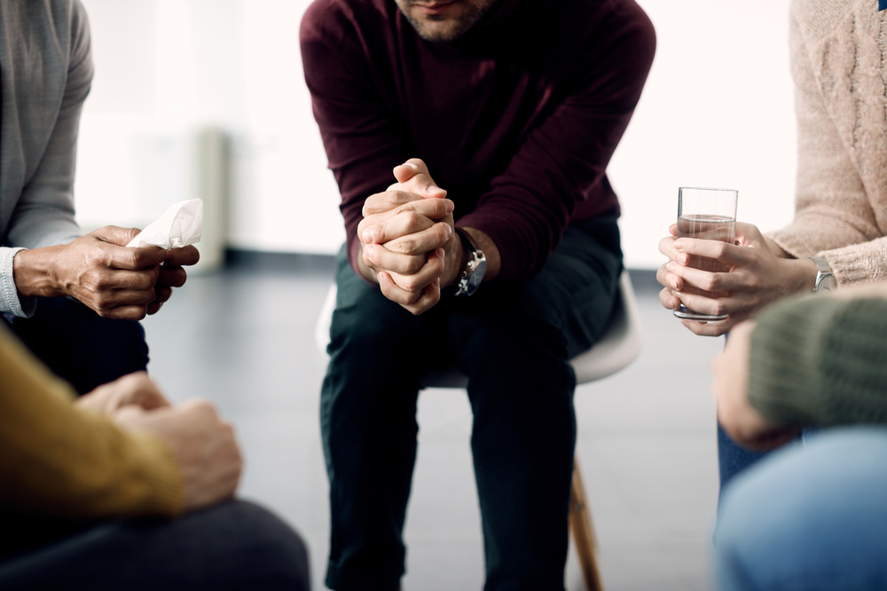 supporting a loved one struggling with a substance use disorder, how to support someone in addiction recovery, recovery support groups, drug rehab program west palm beach